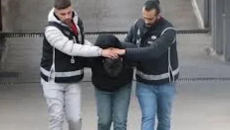 Kaçakçılık yapan şüphelinin açıklamaları pes dedirtti: ‘Ucuz bulunca stok yaptım!’