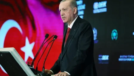 Cumhurbaşkanı Erdoğan, Türkiye-Pakistan İş Forumu’nda Konuştu: “Ekonomideki Atılımlarımıza Hız Kesmeden Devam Ediyoruz“
