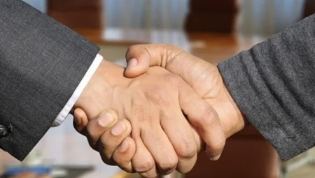 Arabuluculukta yeni dönem: Zorunlu uygulama ile mahkemelerin yükü azalacak mı