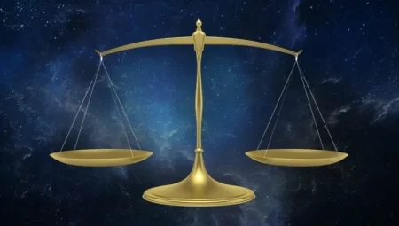 17 Nisan Perşembe Terazi Burcu: Eğitim ve Yaratıcılık Öne Çıkıyor, Eski Aşklar Dikkat