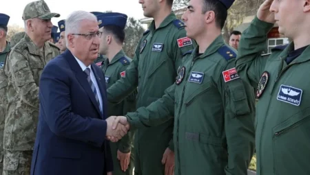 Askeri denetim trafiği hız kazandı: Güler Yalova’dan Bandırma’ya geçti