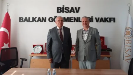 Ankara Sincan Kaymakamı Kılıç, Balkan Göçmenleri Vakfı’nda kültürel miras ve toplumsal hafıza gündemli toplantıya katıldı