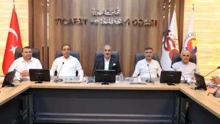 Elazığ Arıcak’ta Süt Toplama Kooperatifi kuruldu, bölgesel kalkınma için üretim birlikleri desteklenecek